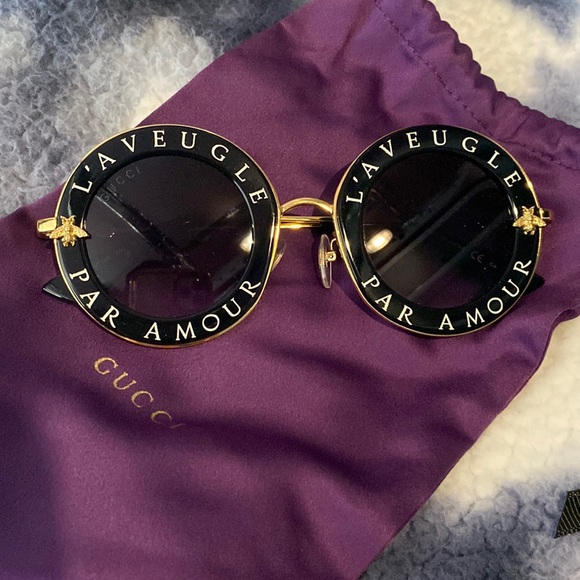 COPY - Gucci stylish Sunglass - Picture 1 of 2